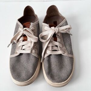 Olukai Pehuea Li in Tapa. Womens Size 8.